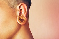 Lobe Stretcher